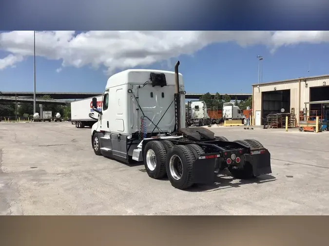 2022 Freightliner Cascadia 12603a068587aa1ba9441e12dac5019f63f