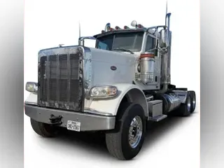 2020 Peterbilt 389