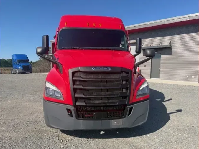 2022 FREIGHTLINER CA116