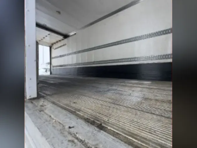 2020 FREIGHTLINER/MERCEDES M2 106