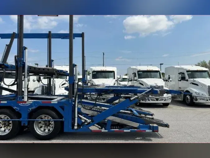 2017 Peterbilt 389