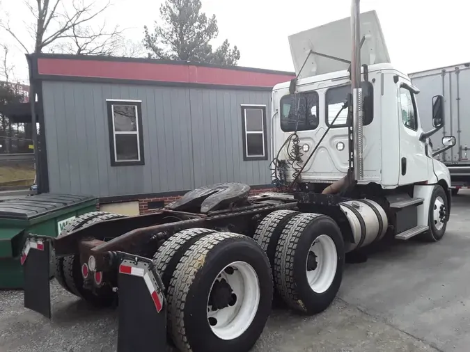 2018 FREIGHTLINER/MERCEDES NEW CASCADIA PX12664