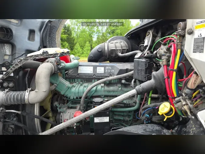 2018 Volvo VNL300
