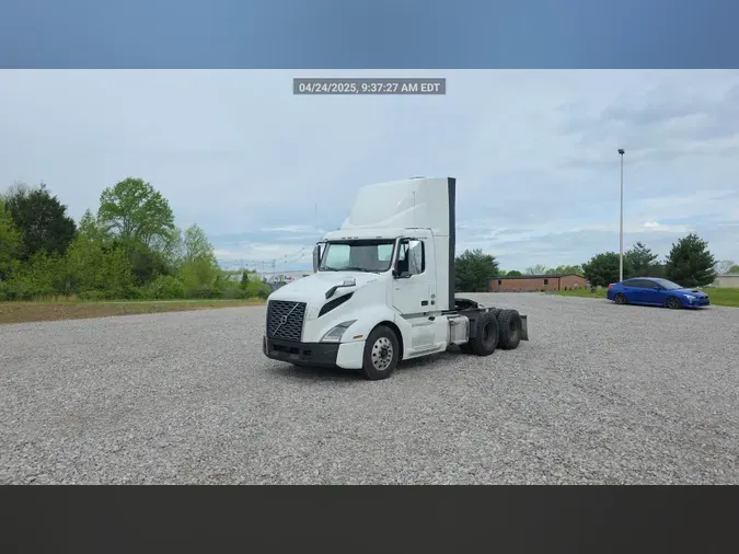 2018 Volvo VNL300