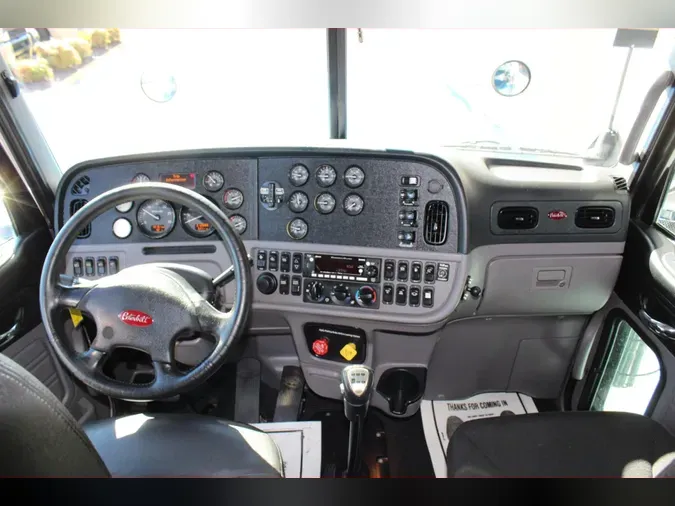 2022 Peterbilt 38903bbeeba0dc5e4cf02391573bf39001f