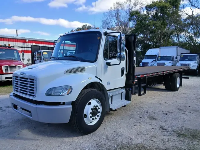 2019 FREIGHTLINER/MERCEDES M2 106