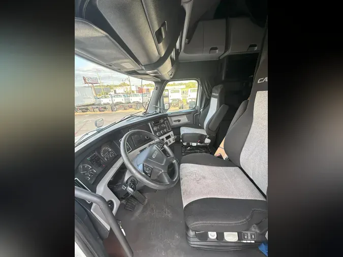 2020 Freightliner Cascadia