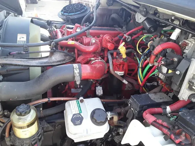 2019 FREIGHTLINER M2 106
