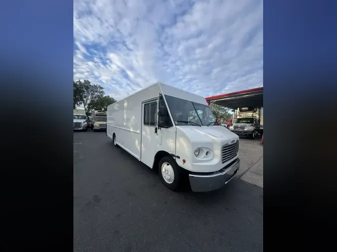 2018 FRTLR CUSTOM CHASSIS CORP MT45