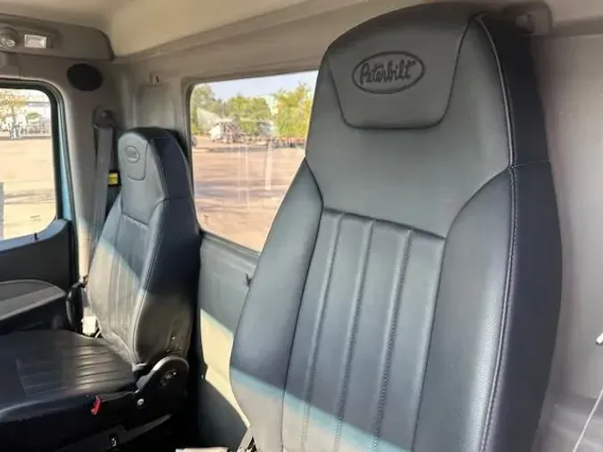 2022 Peterbilt 567