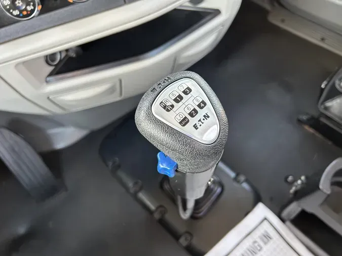 2020 Peterbilt 567