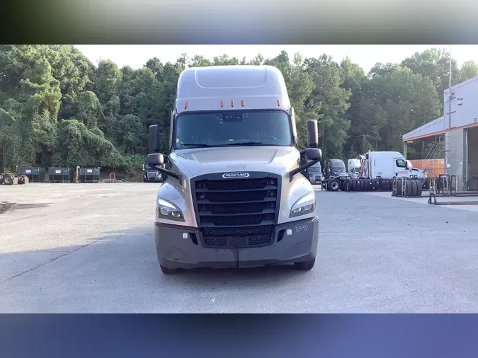 2024 Freightliner Cascadia 126