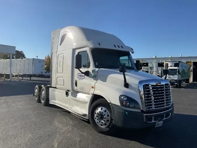 2019 Freightliner X12564ST03d4d0576377d851f96d4006ae950150