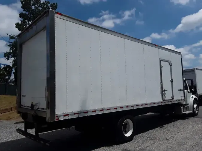 2020 FREIGHTLINER M2 106