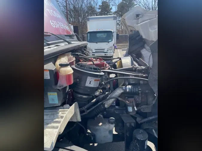 2019 FREIGHTLINER/MERCEDES M2 106