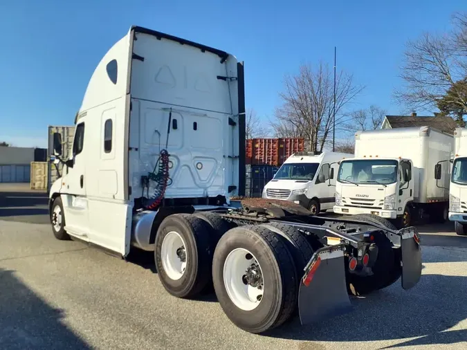 2019 FREIGHTLINER/MERCEDES CASCADIA 125