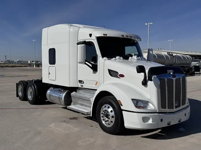 2022 Peterbilt 579