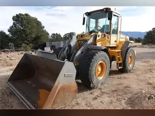 2006 VOLVO L70E