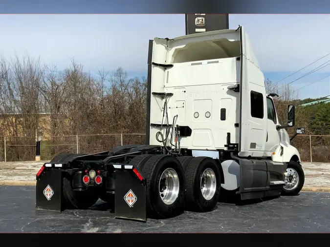 2021 INT LT625 6x4