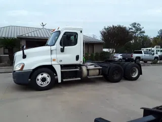 2015 FREIGHTLINER/MERCEDES CASCADIA 125