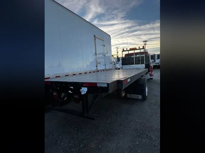 2018 FREIGHTLINER/MERCEDES M2 106