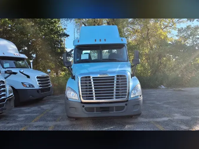 2020 FREIGHTLINER/MERCEDES CASCADIA 125