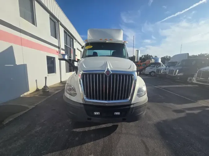 2020 NAVISTAR INTERNATIONAL LT625 DAYCAB T/A