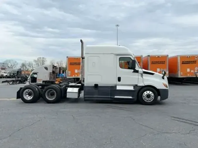 2020 Freightliner Cascadia