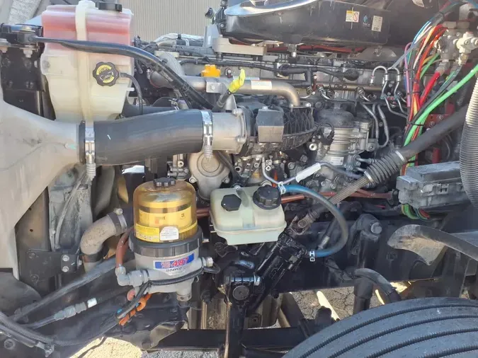 2019 FREIGHTLINER/MERCEDES CASCADIA 12503f8cf35e468336ddeda22900457912e