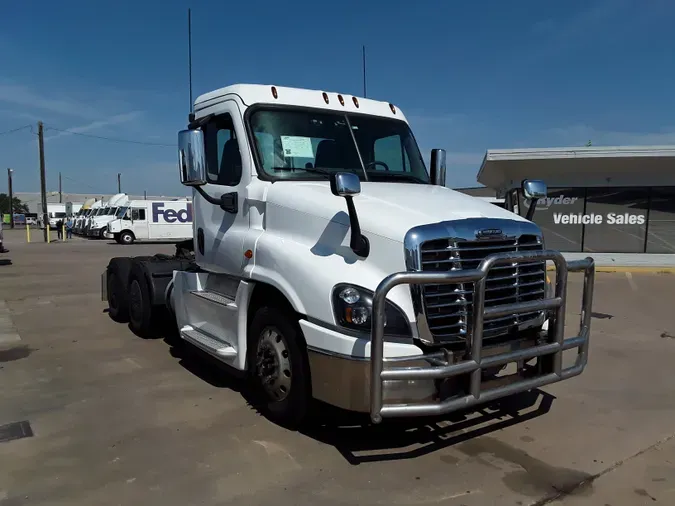 2019 FREIGHTLINER/MERCEDES CASCADIA 125