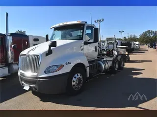 2019 INTERNATIONAL LT