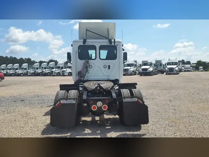 2019 FREIGHTLINER/MERCEDES NEW CASCADIA 116