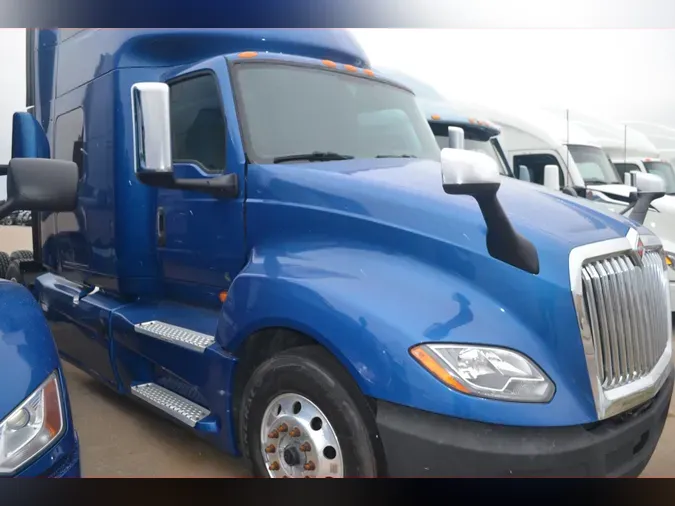 2022 INTERNATIONAL LT