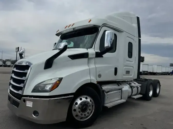 2020 FREIGHTLINER/MERCEDES NEW CASCADIA 116040a3ec848eade98de5fb1c1501f97b2