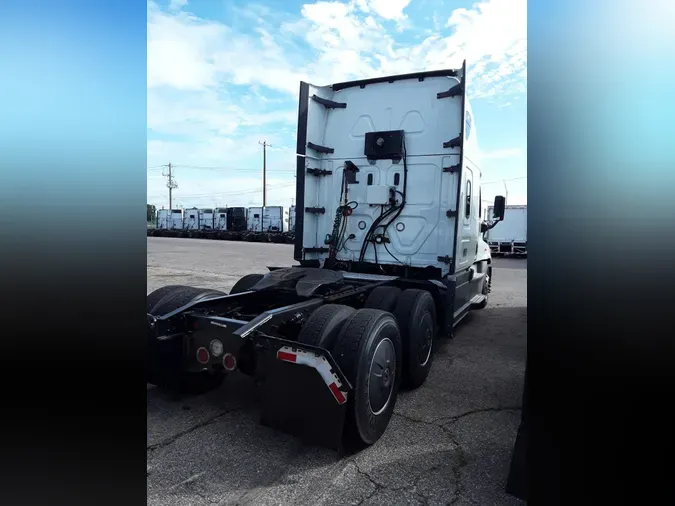 2020 FREIGHTLINER CASCADIA 125