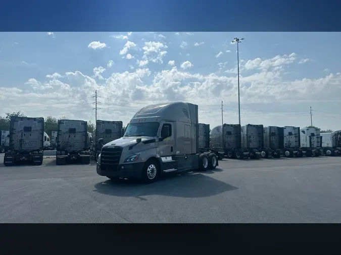 2022 Freightliner Cascadia 126040eb14b746b32d96a4b592c228df290