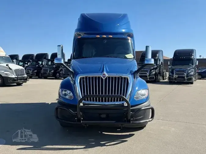 2022 INTERNATIONAL LT