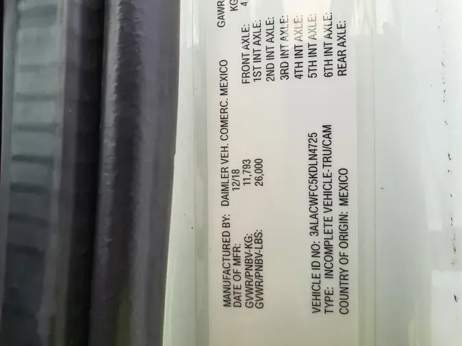 2019 FREIGHTLINER/MERCEDES M2 106