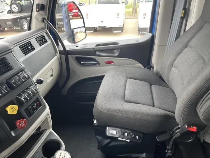 2022 Peterbilt 579