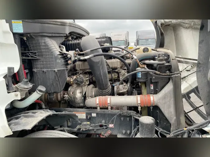 2022 Freightliner Cascadia 126