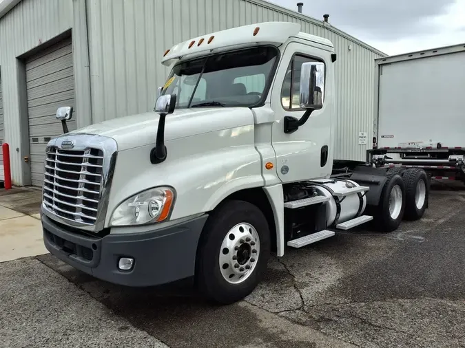 2018 FREIGHTLINER/MERCEDES CASCADIA 1250418d900597086e998c93f83397ba0b0
