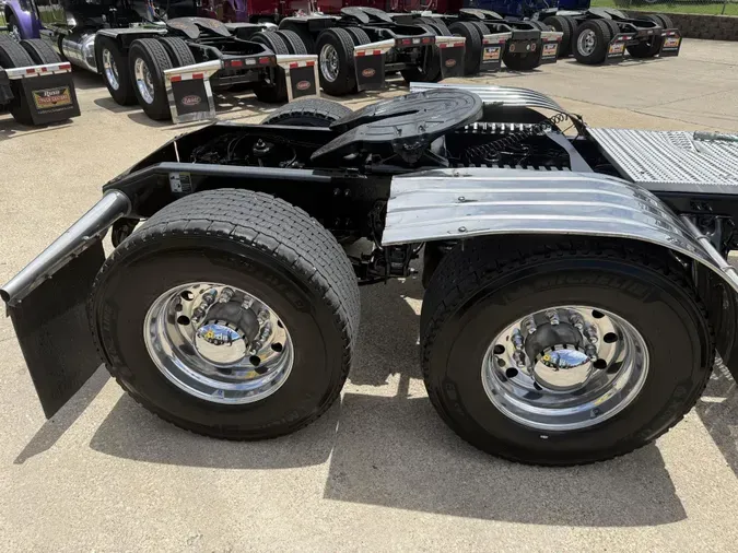 2019 Peterbilt 389