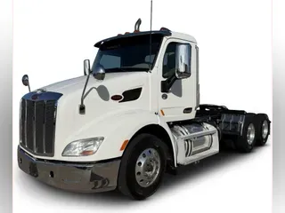 2022 Peterbilt 579