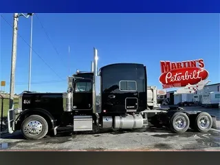 2020 PETERBILT 389