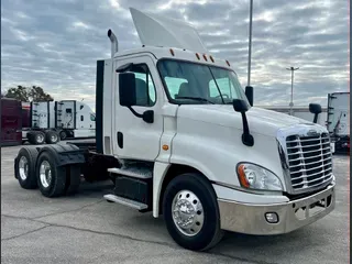 2017 Freightliner Cascadia 125