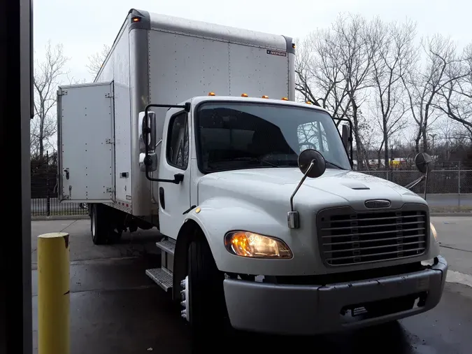 2020 FREIGHTLINER/MERCEDES M2 106