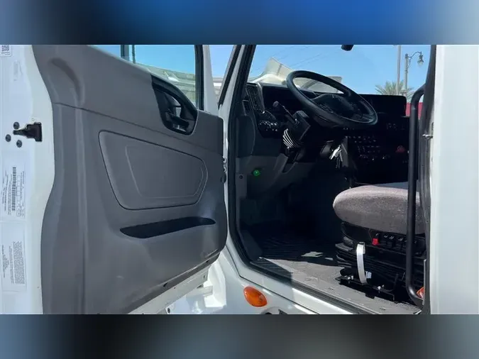 2022 INTERNATIONAL LT625