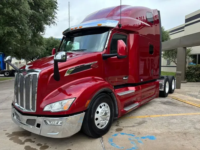 2023 Peterbilt 579