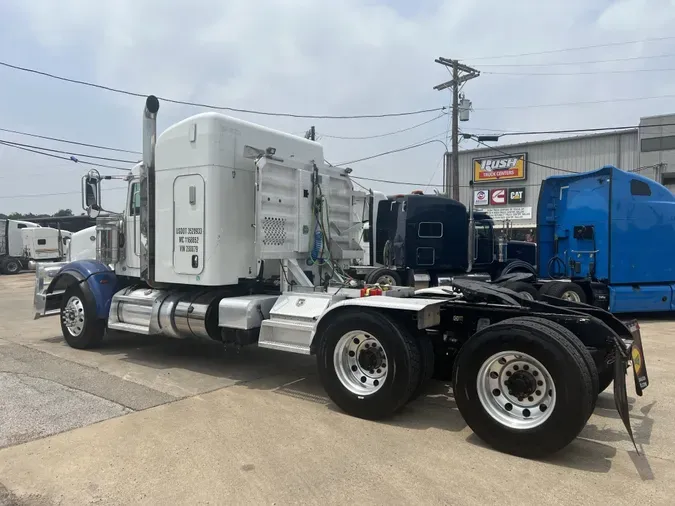 2016 Peterbilt 367