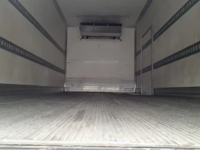 2019 ISUZU NPR